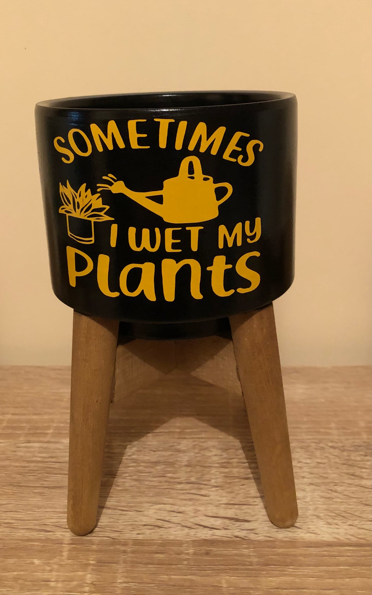 Mini Plant Pot With Stand